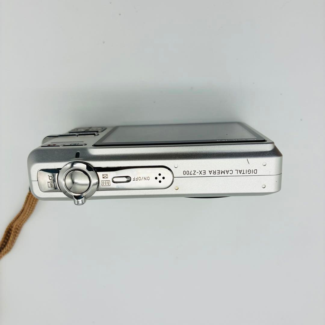 CASIO EXILIM EX-Z700 シルバー カシオ デジカメ 動作確認済