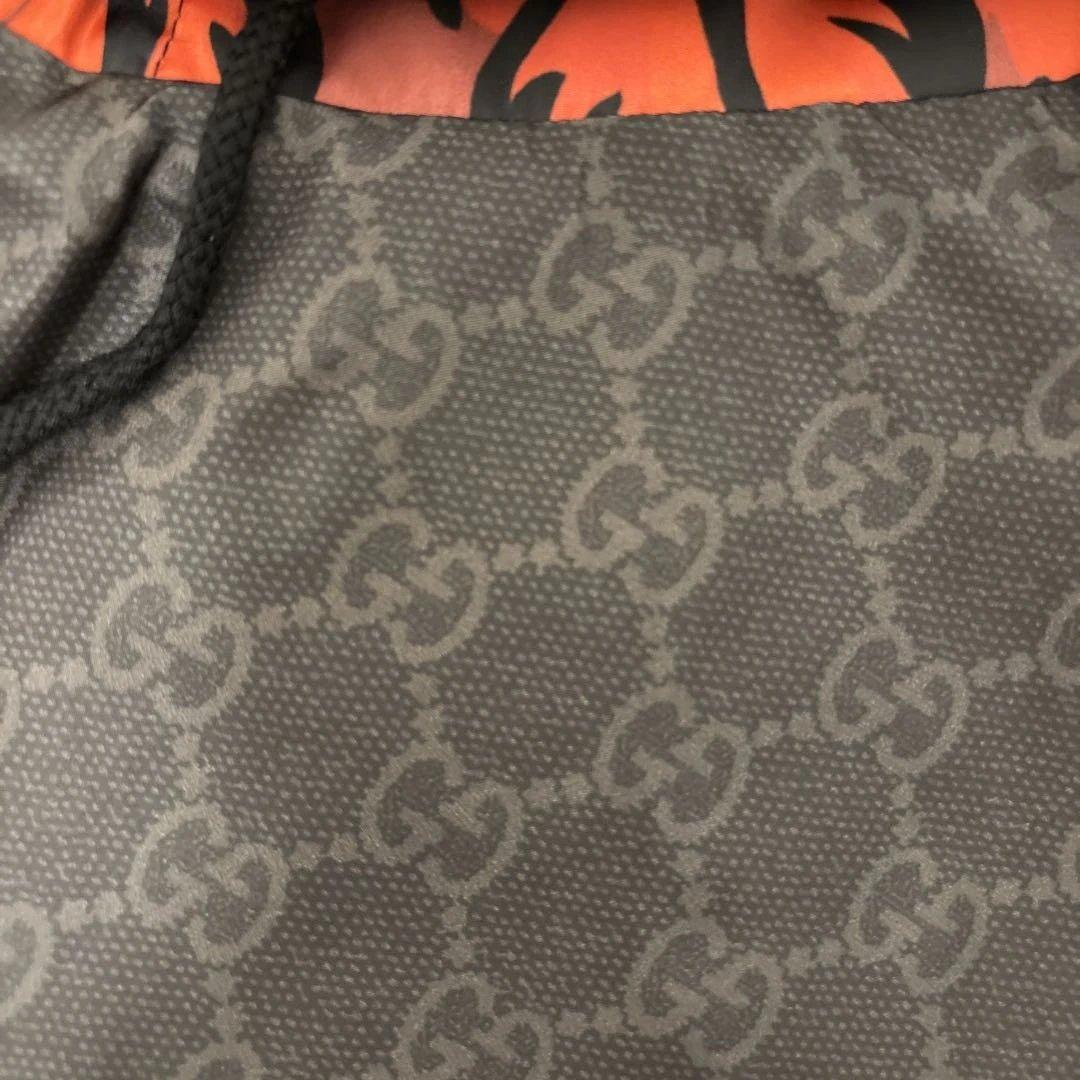 GUCCIフードポンチョM