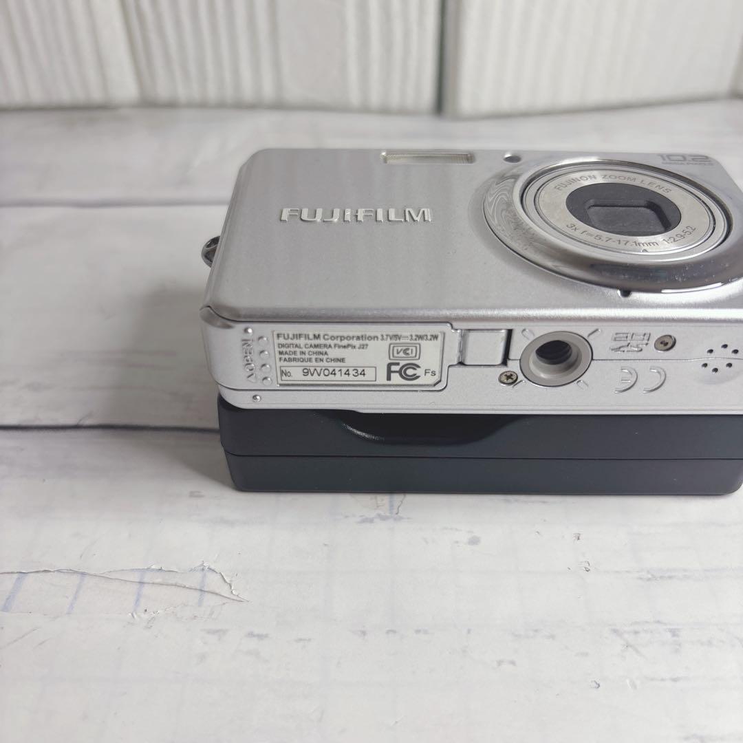 Fujifilm Fine Pix J27コンパクトデジタルカメラ