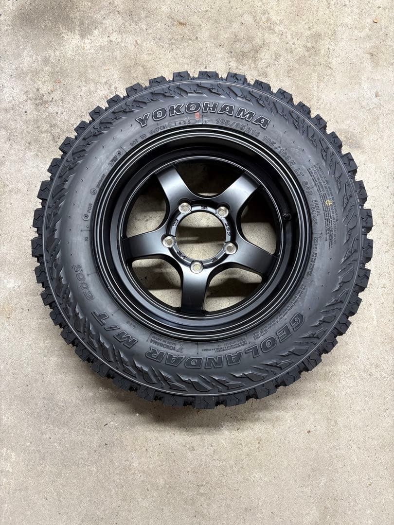 【1本】ジムニーJB64 ヨコハマ　ジオランダーM/T 185/85R16