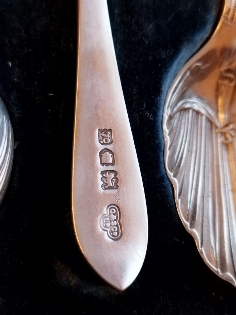 英国アンティーク　純銀製スプーンセット 6本+トング