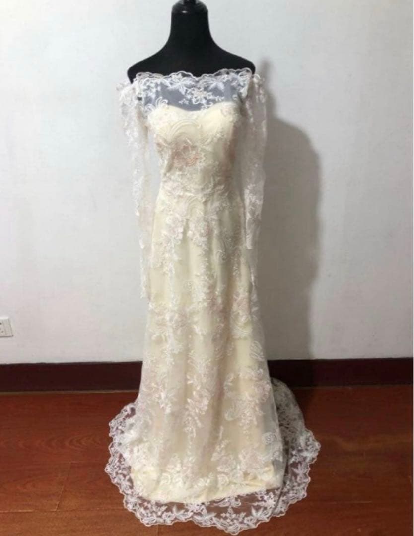 ウェディングドレス アイボリー レース オフショルダー ドレスプロダクション