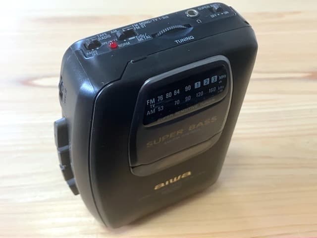 超重低音機 整備済完全動作品 AIWA HS-RS250 ラジオ内蔵 ブラック
