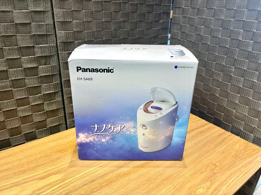 新品 未使用 Panasonic ナノケア フェイススチーマー EH-SA69