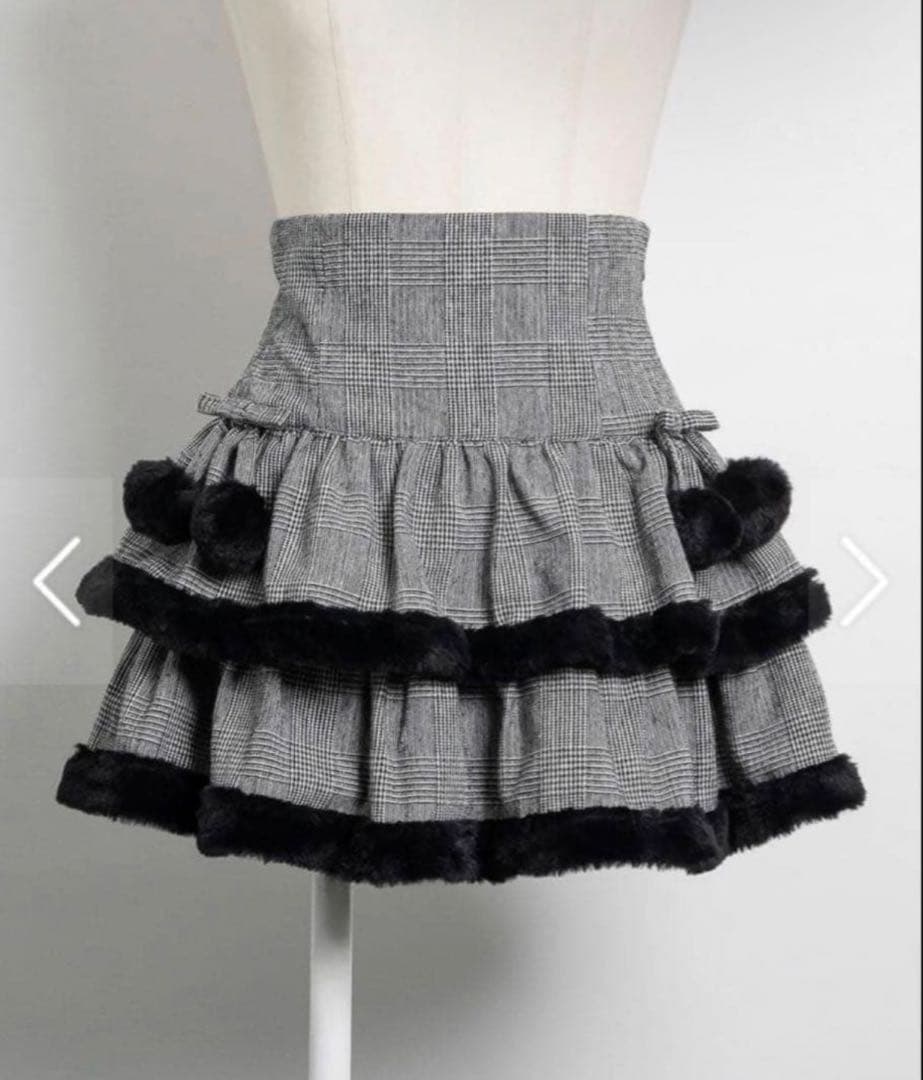 pium ファー付きティアードミニスカート ブラックチェック 新品