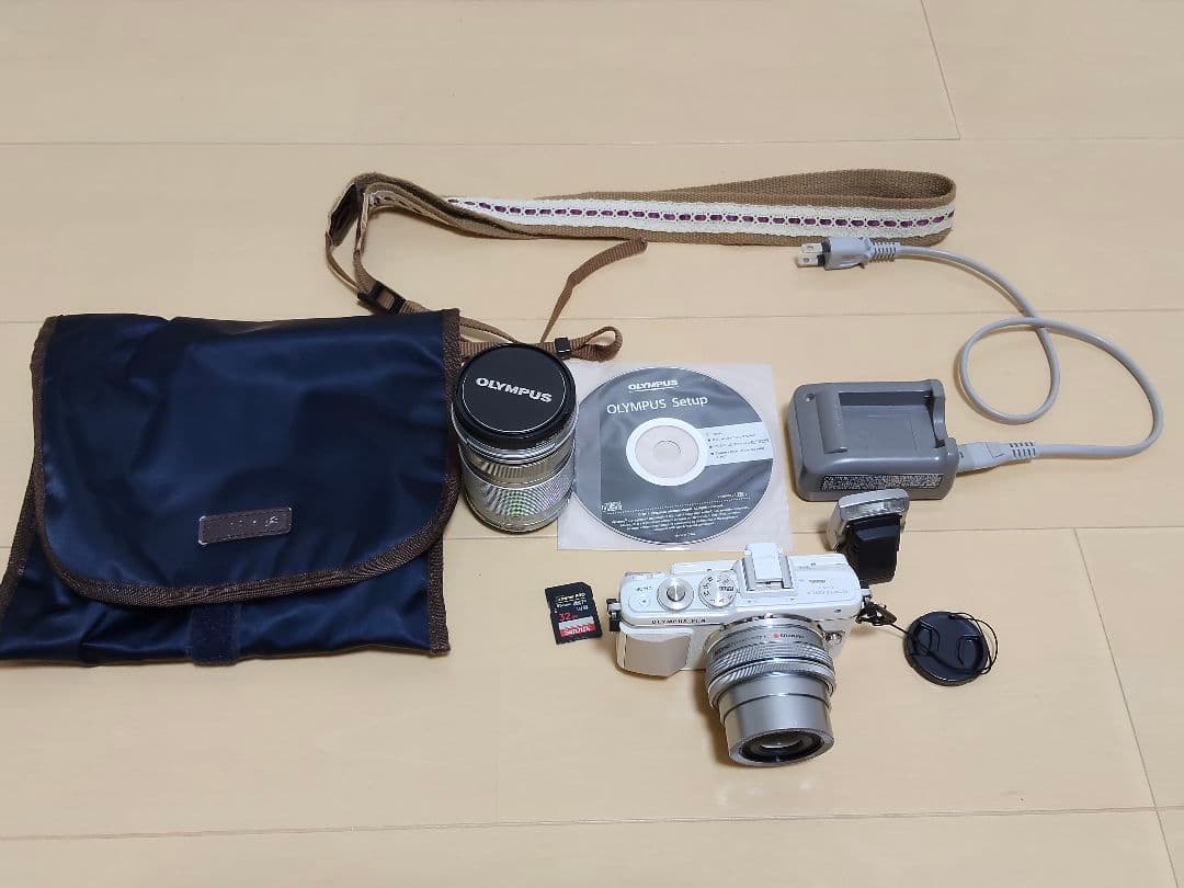 OLYMPUS PEN Lite E-PL7 ホワイト