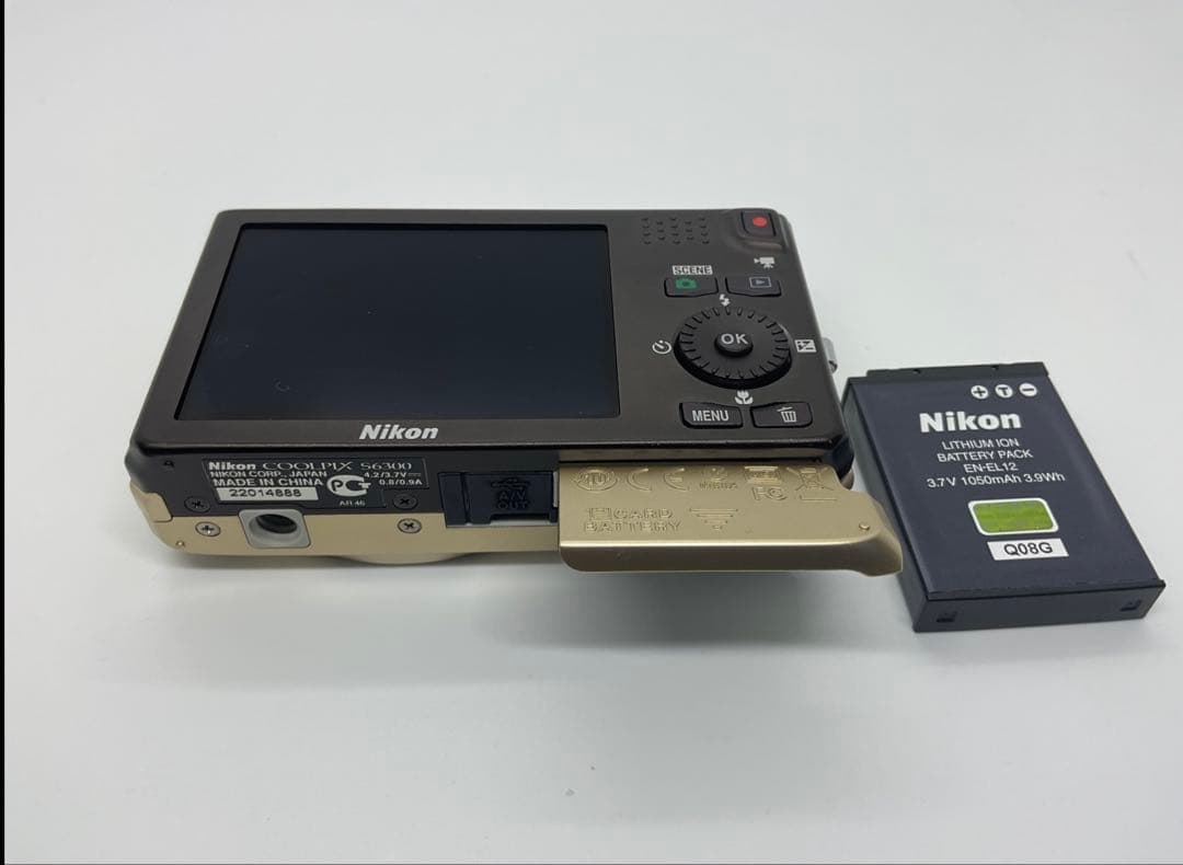 Nikon COOLPIX S6300 ゴールド コンパクトデジタルカメラ