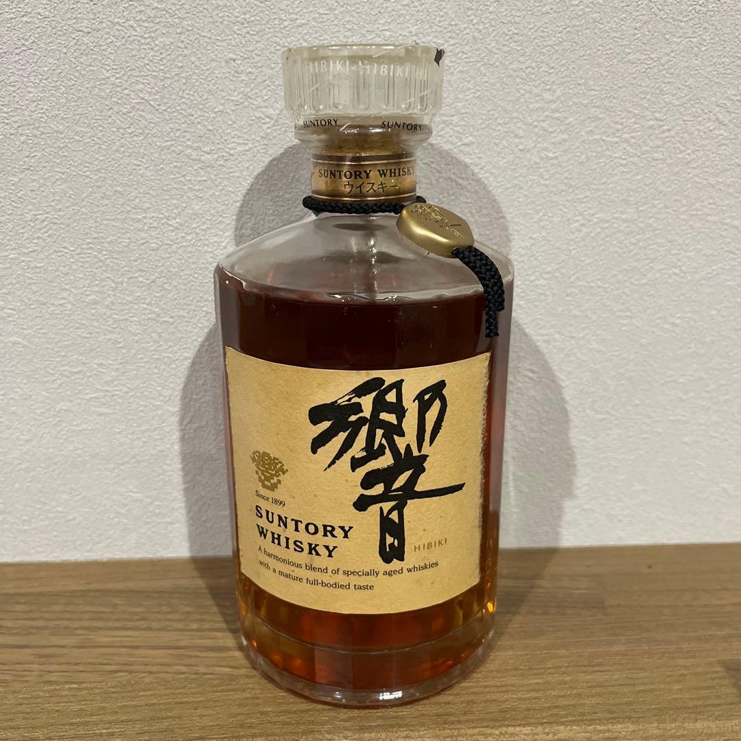 【未開栓】SUNTORY 響 HIBIKI サントリー ウイスキー 700ml