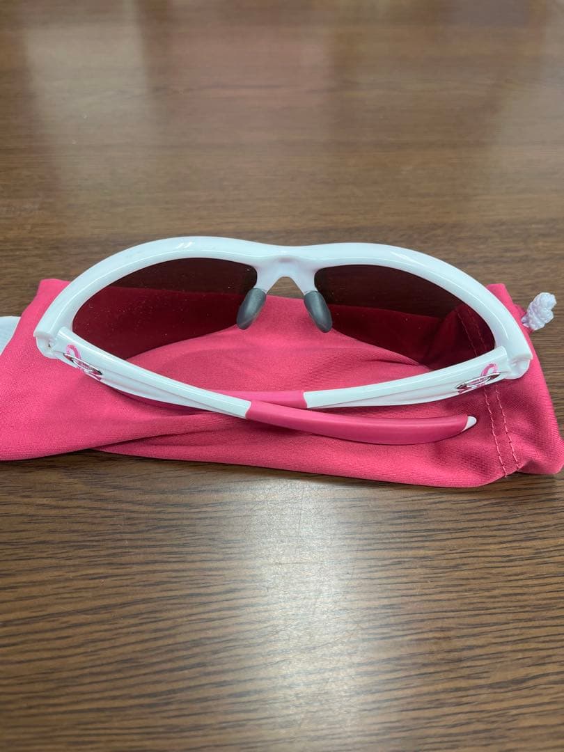 オークリー　ピンクリボン　サングラス　24-176