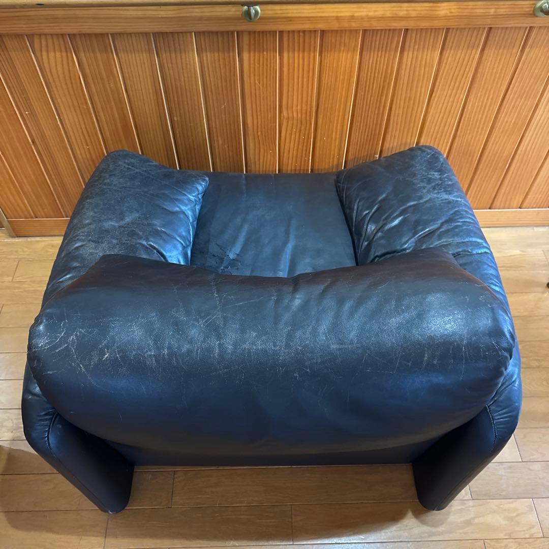 ぼ*ん様 カッシーナ マラルンガ 本革 一人掛けソファ