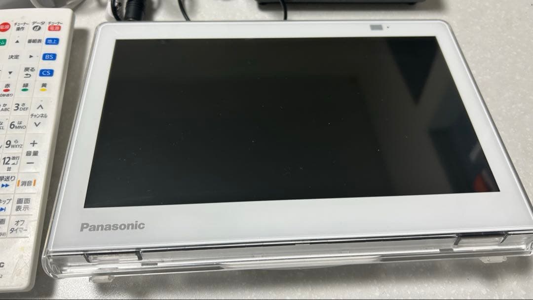 panasonicプライベートビエラUN-10E10-W テレビ