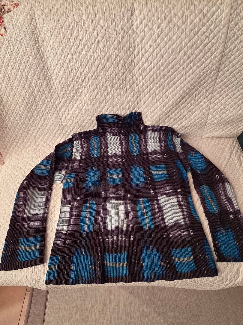 美品 M 2 イッセイミヤケ プリーツプリーズ カットソー