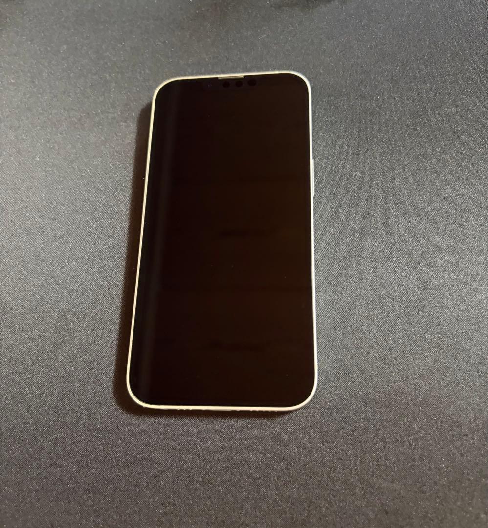 スマートフォン本体 Apple iPhone13