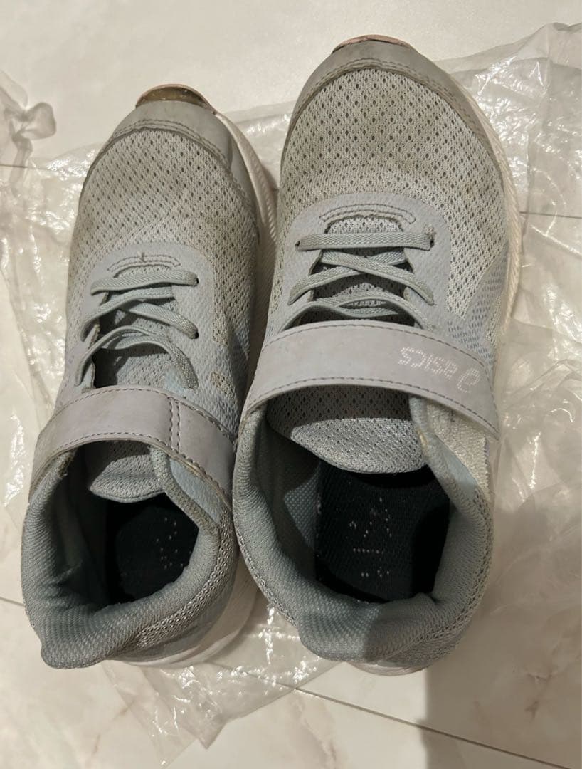 ss0529　運動靴　4足セット キッズスニーカーセット