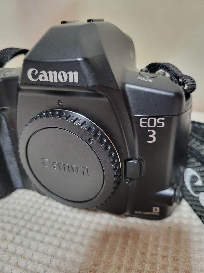 キヤノン EOS3 アイコントロール レンズ付き