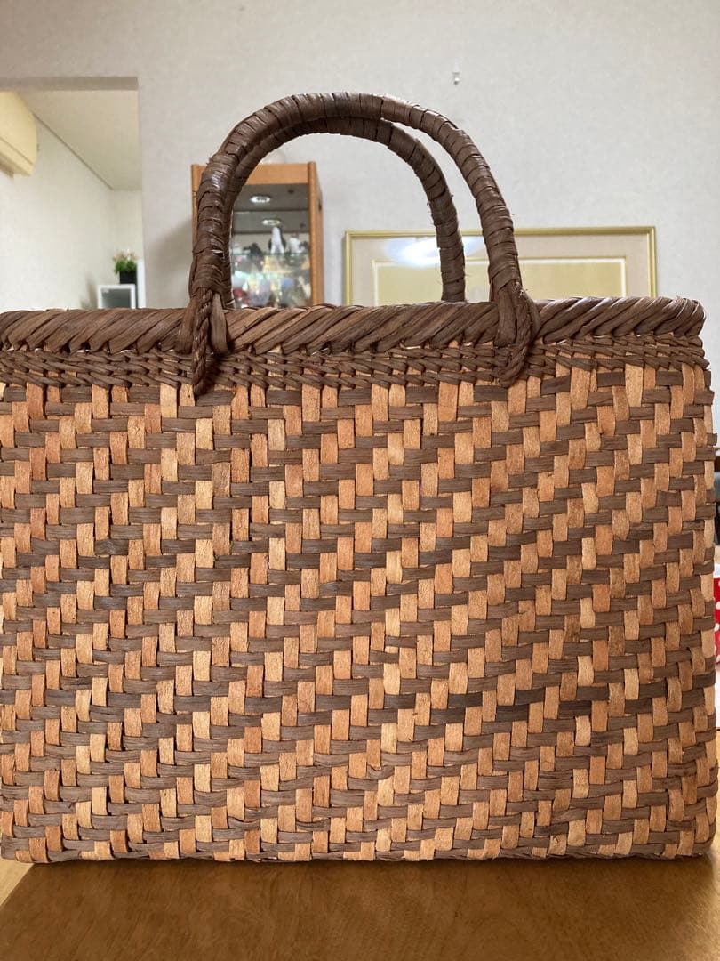 山葡萄と欅大ぶり籠新潟県阿賀町江川宗夫作江川作