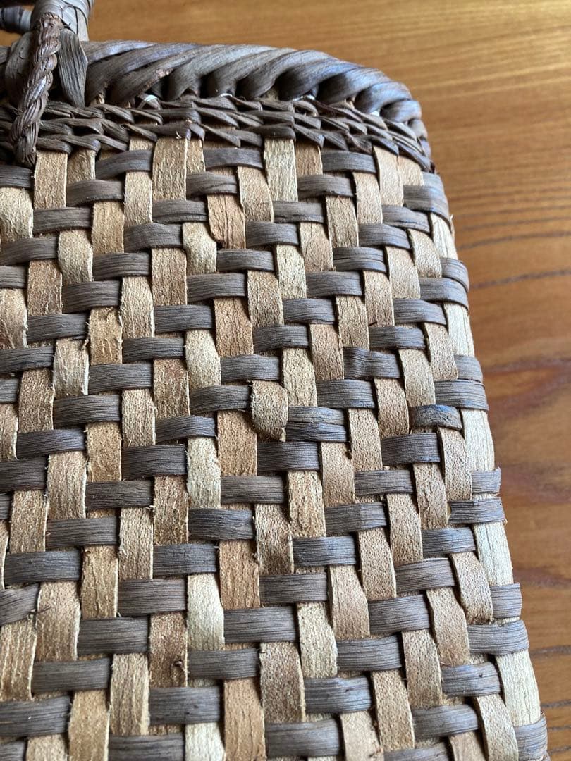 山葡萄と欅大ぶり籠新潟県阿賀町江川宗夫作江川作