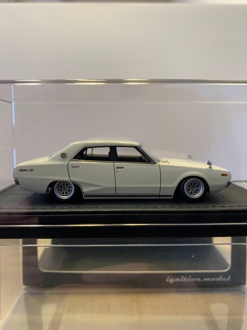 イグニッションモデル　1/43 スカイライン　GT-X GC110 ホワイト