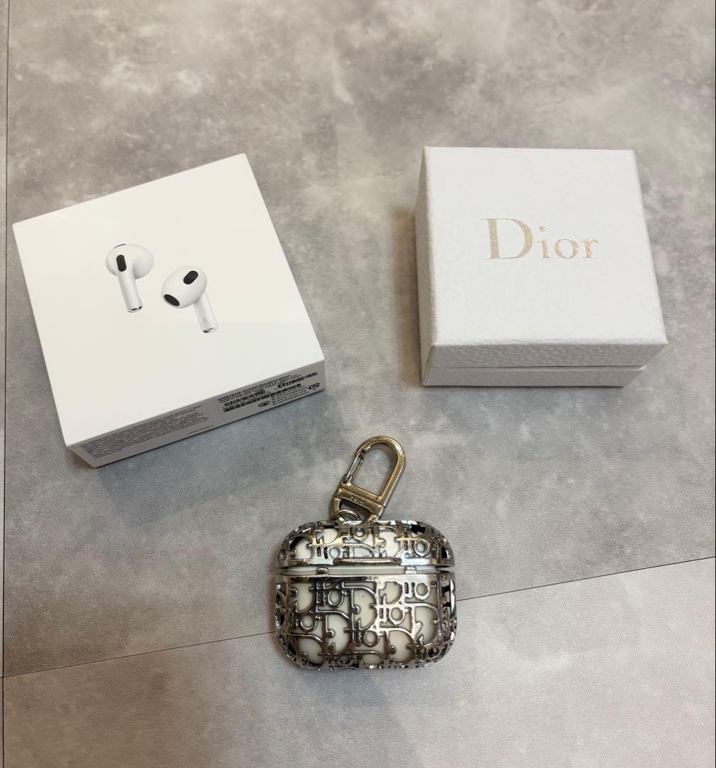 純正AirPods第3世代本体 Diorロゴ入りケース
