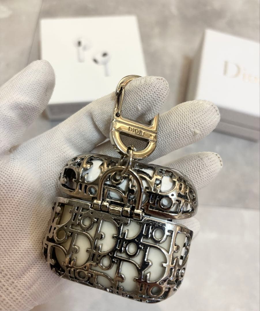 純正AirPods第3世代本体 Diorロゴ入りケース