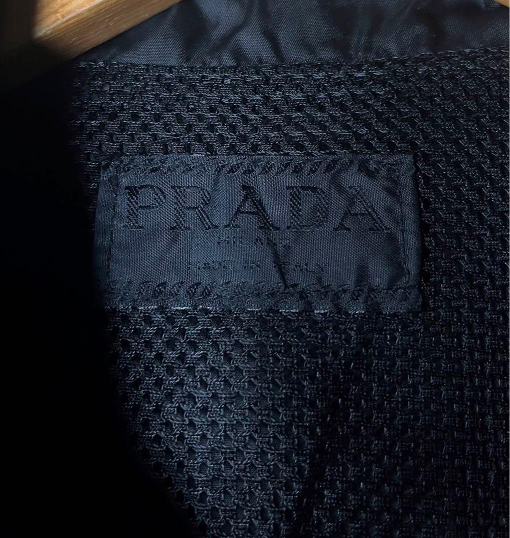 PRADA BIGロゴ　ナイロンジャケット