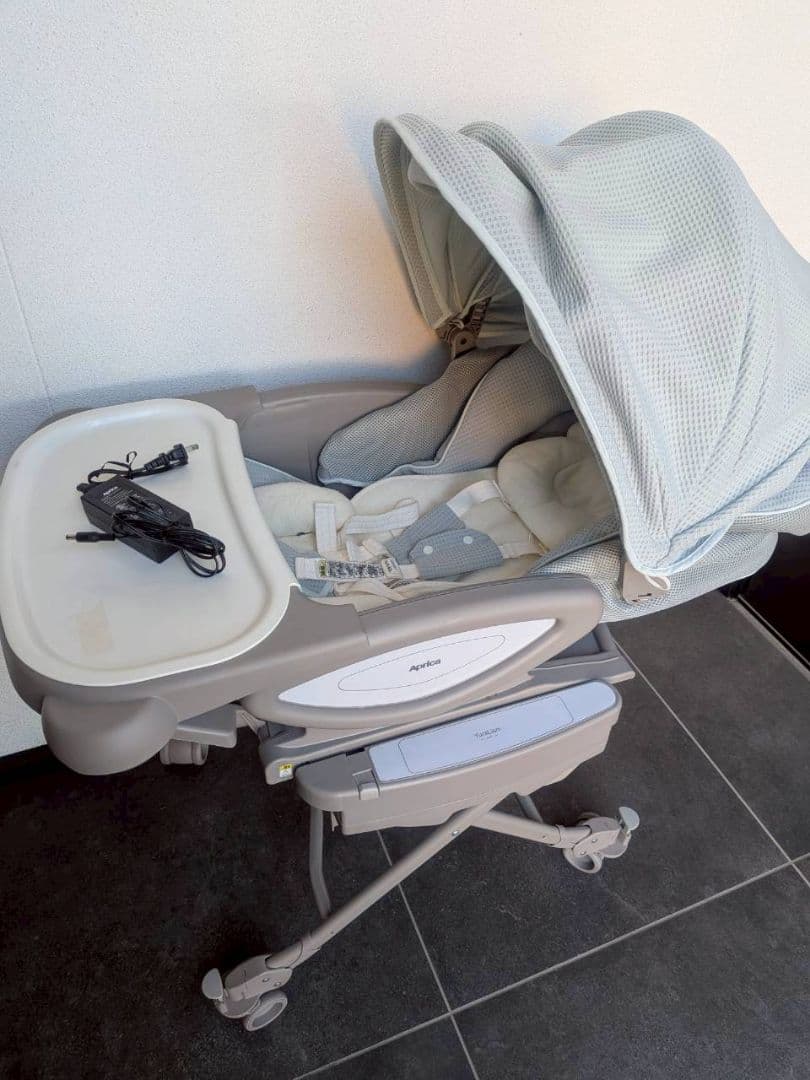 【美品】Aprica ユラリズム オートプレミアム アップリカ