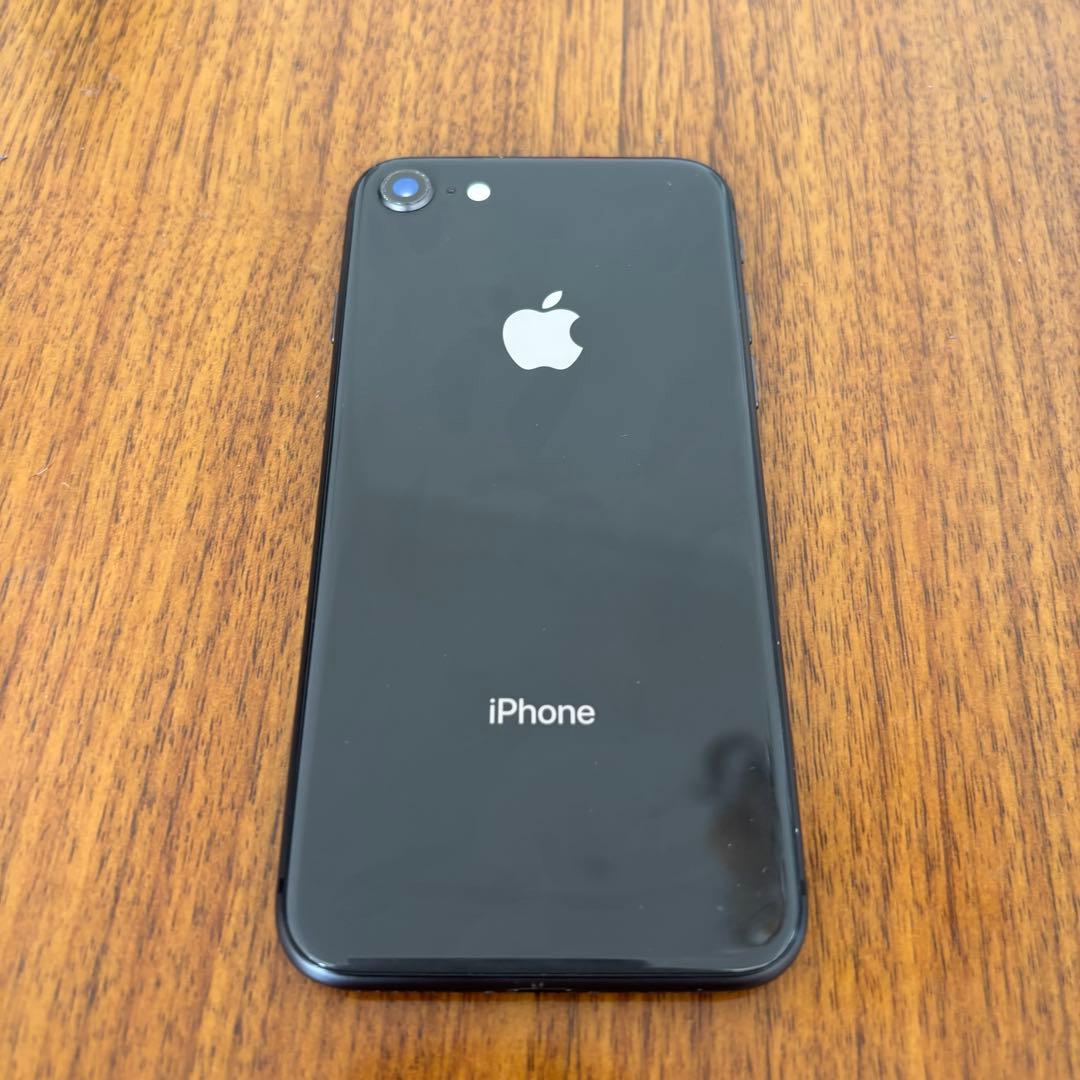 iPhone8 本体　黒（スペースグレイ） 256GB Apple