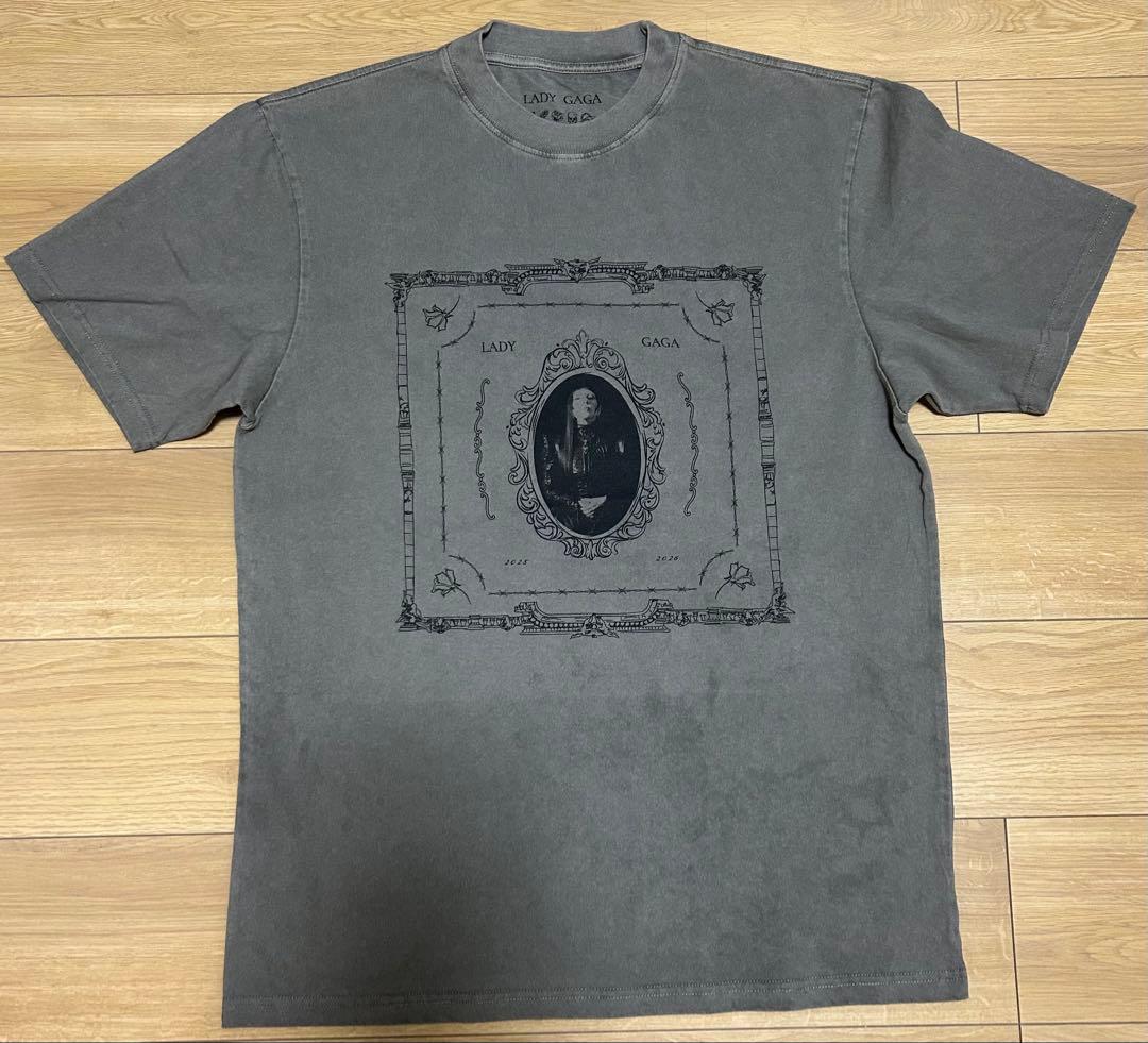 ★コウモリ★レディーガガThe Mayhem Ball Tシャツ Lサイズ