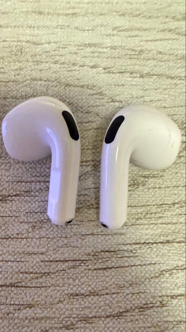Apple AirPods 4 アクティブノイズ キャンセリング搭載＋ケース