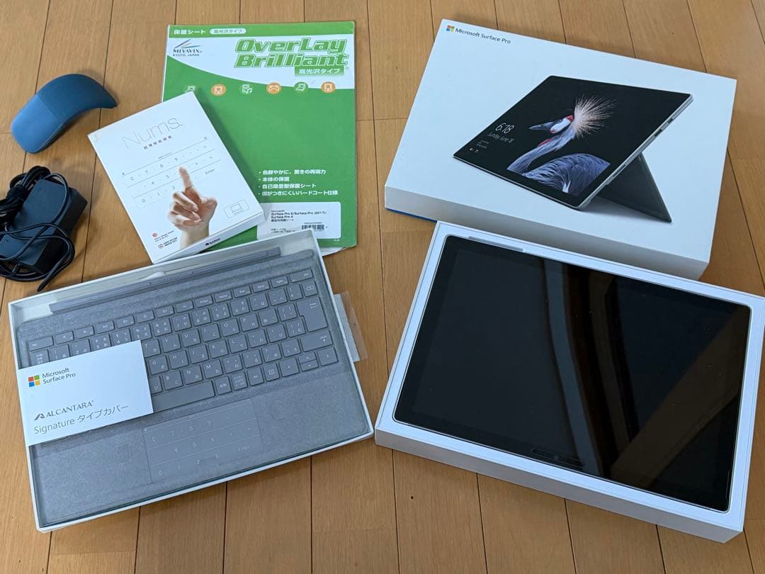 【付属品多数】 Surface Pro5 (4GB/128)