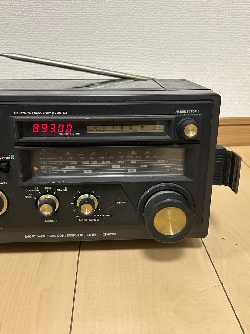 SONY ICF-6700 ５バンドマルチバンドレシーバー　BCLラジオ