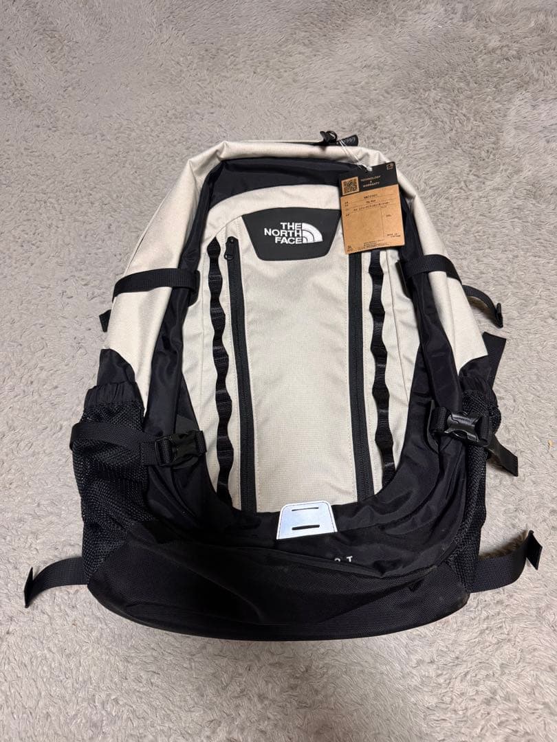 THE NORTH FACE バックパック ホワイト/ブラック