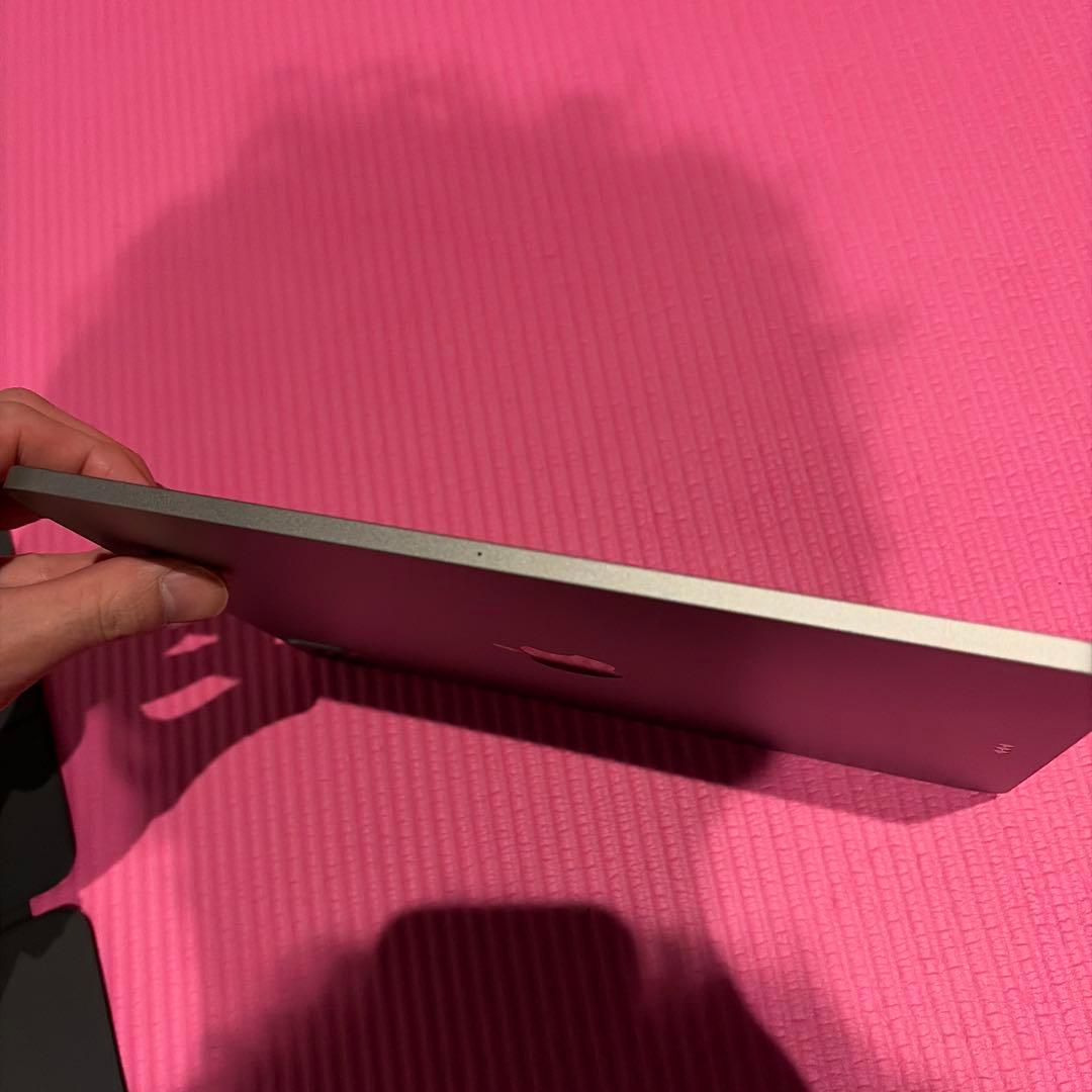 iPad Pro 第四世代グレー 専用カバー付き