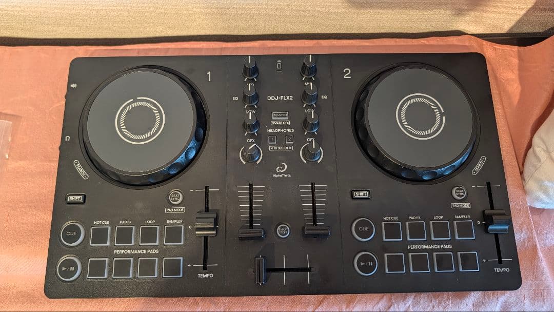美品 DDJ-FLX2 コンパクトDJコントローラー 動作確認済み