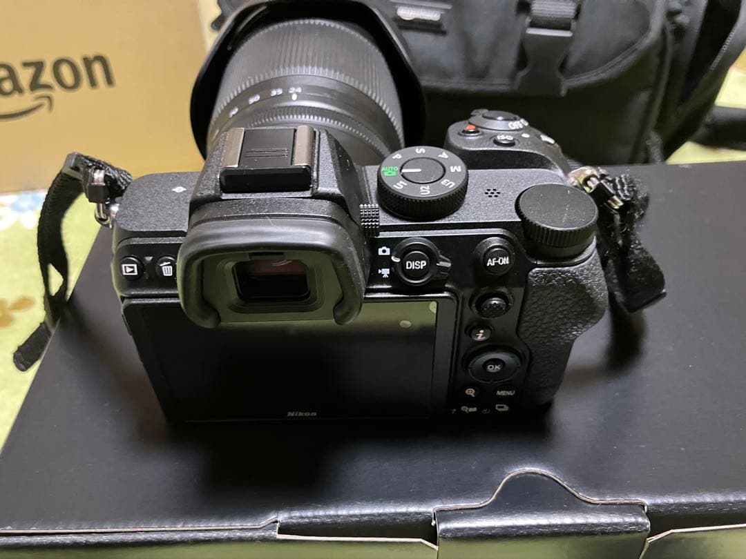 Nikon Z 24-70mm f/4 S ミラーレス一眼