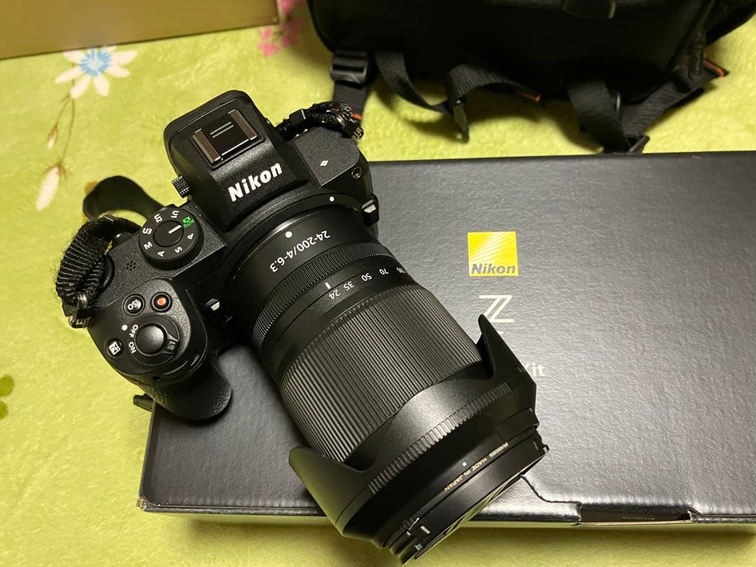 Nikon Z 24-70mm f/4 S ミラーレス一眼