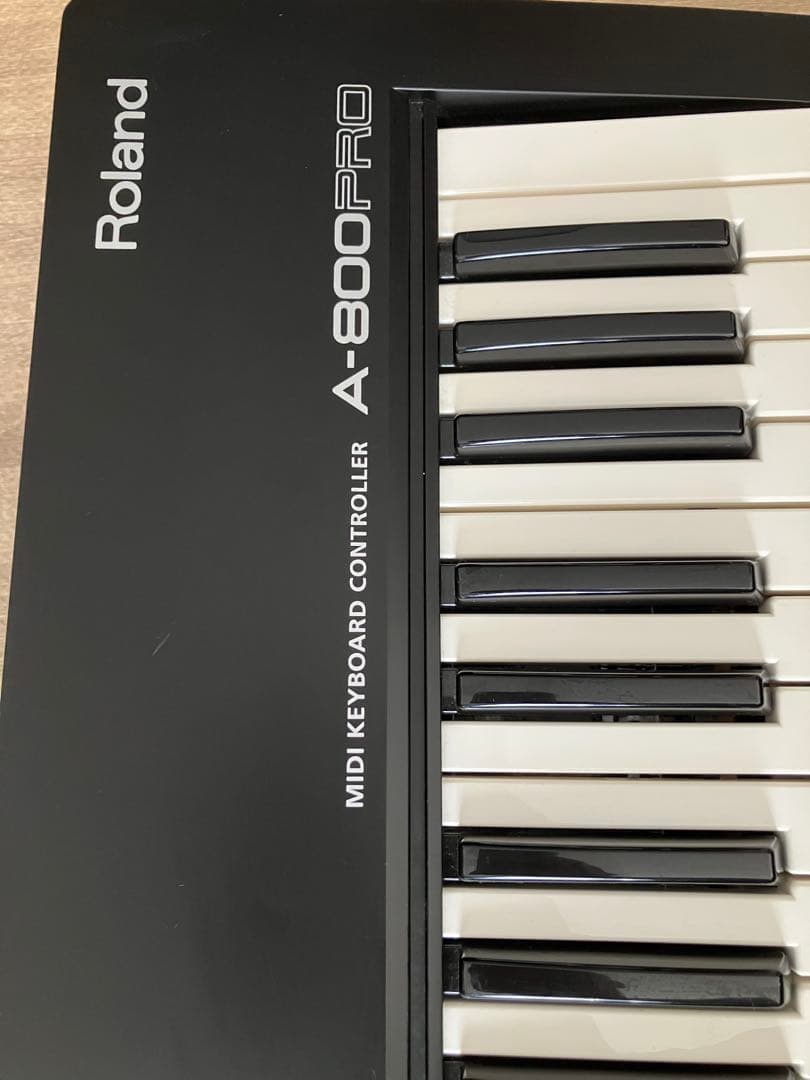 Roland A-800PRO MIDIキーボードコントローラー