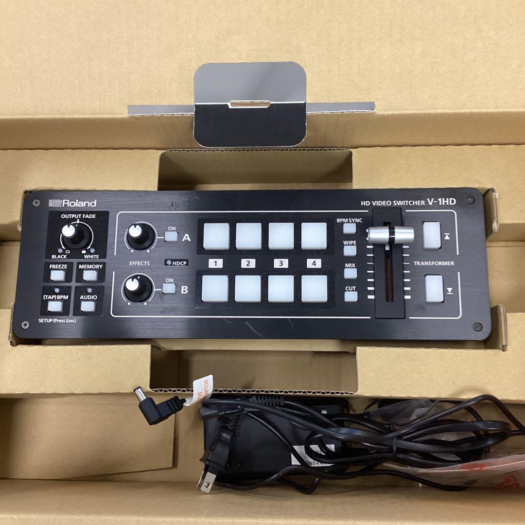 Roland ローランド HD VIDEO SWITCHER V-1HD