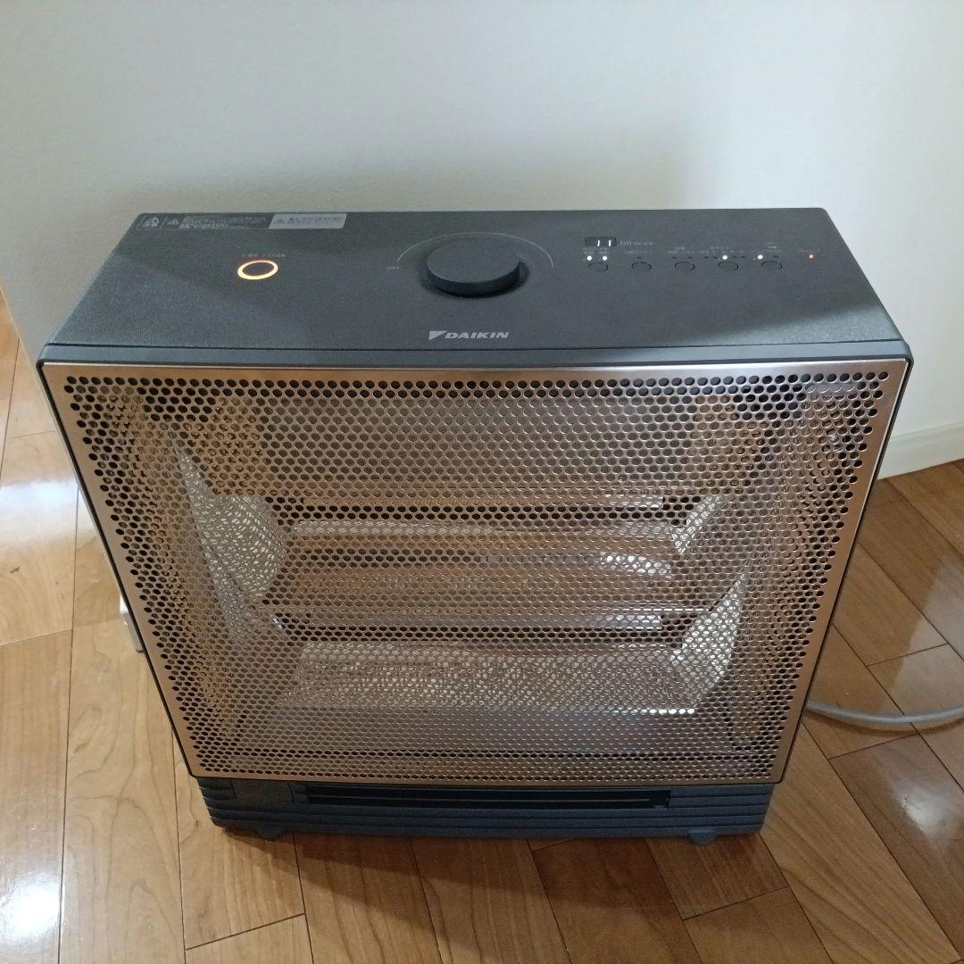 DAIKIN ハイブリット セラミック ヒーター WRH135AS 暖房 加湿