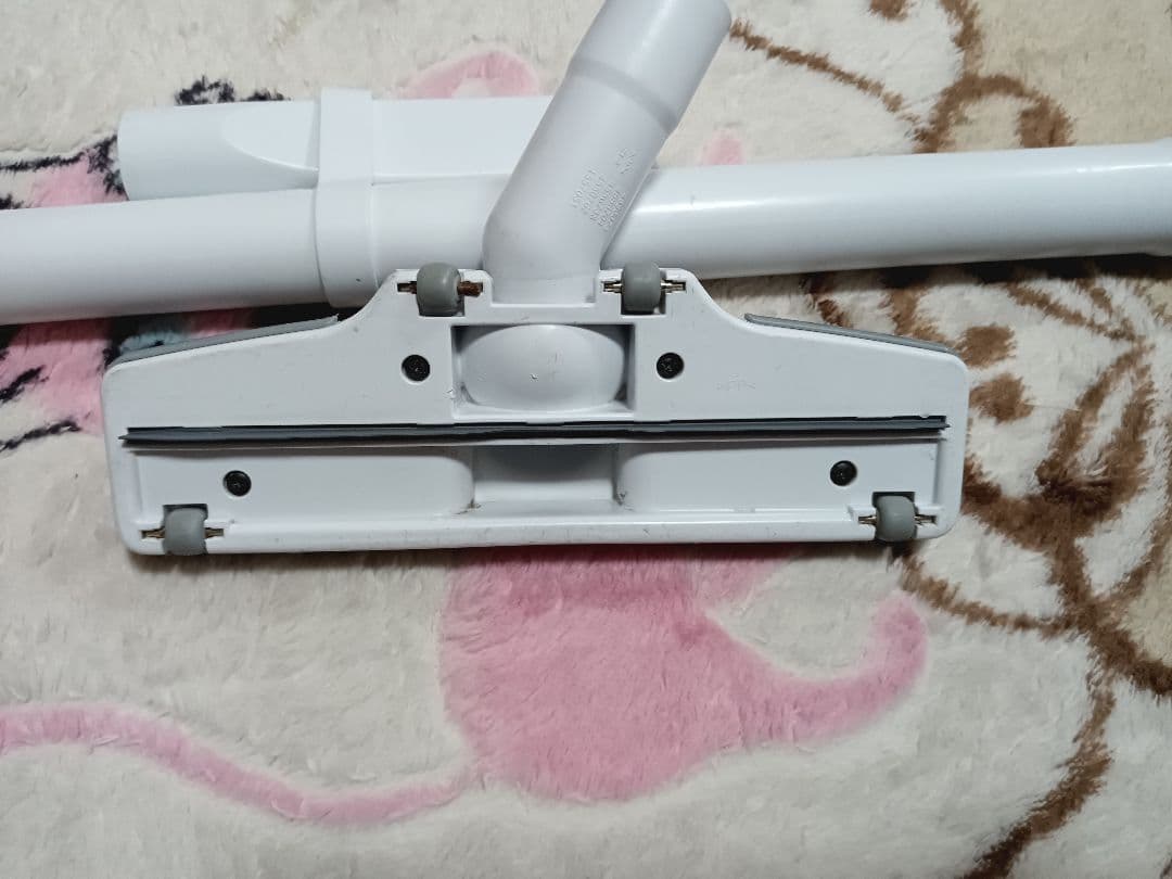 マキタ CL106FD 充電式クリーナー　バッテリー、充電器付