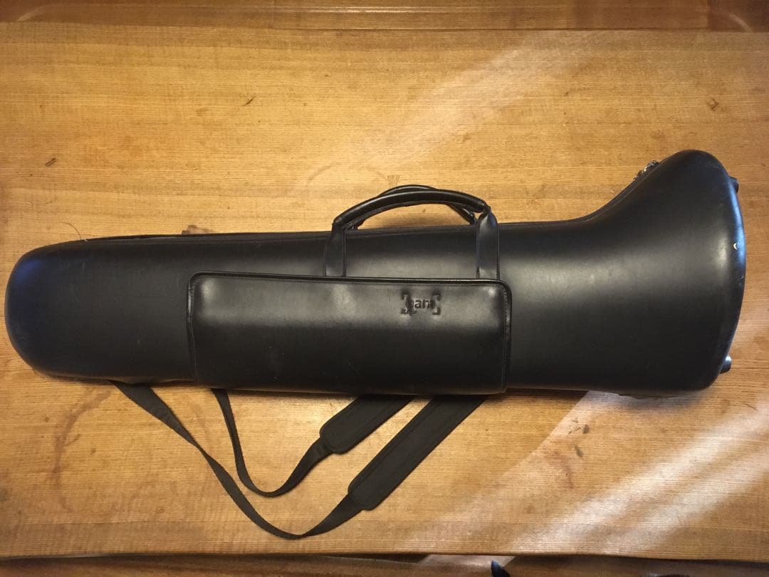 BAM セミハードケース トラディショナルF管トロンボーン可　表面傷みあり