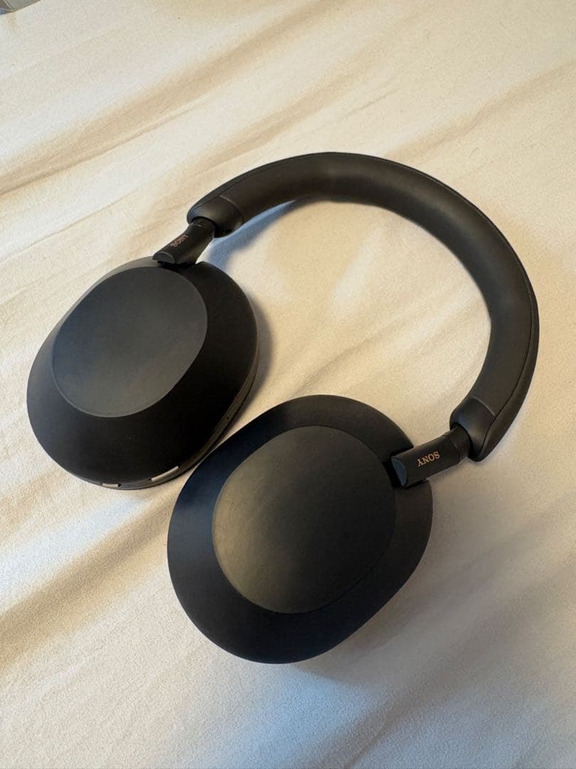 SONY ソニー　WH-1000XM5(B) ワイヤレスヘッドホン ブラック