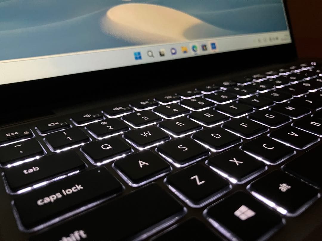 超軽量 Dell 5320第11世代 i7 16GB SSD 256GB