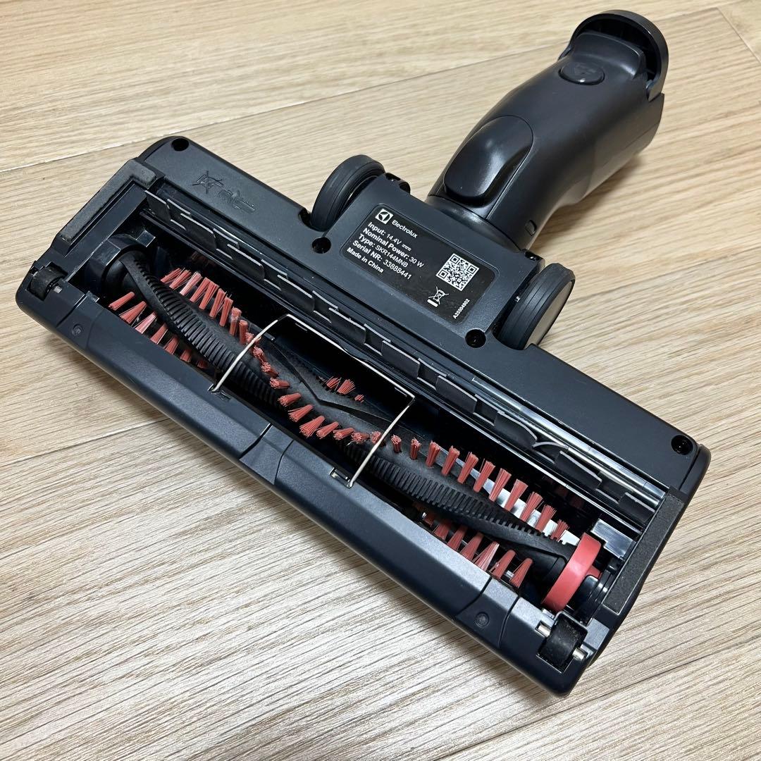 【別売りモップ付き】エレクトロラックス コードレス 掃除機 EFP71525