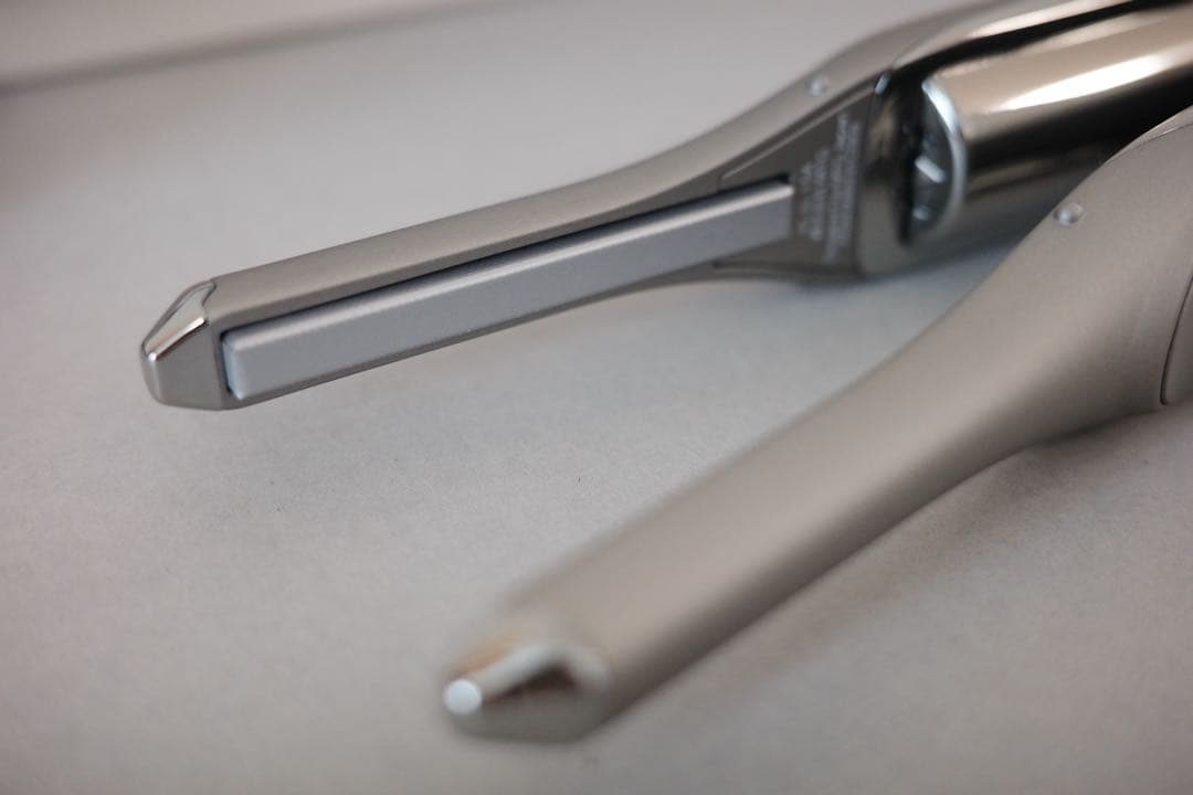 リファ ビューテック フィンガーアイロン ST6 本体ホルダー　セット