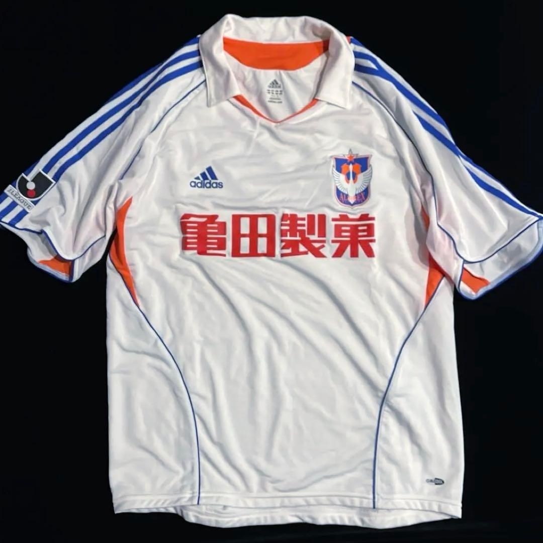 (極美品)アルビレックス新潟　公式ユニフォーム2005年モデル　XO