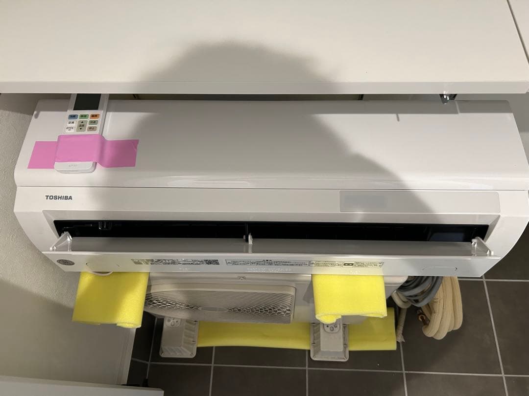 東芝 エアコン RAS-K221E3X(W) 2023年　6畳