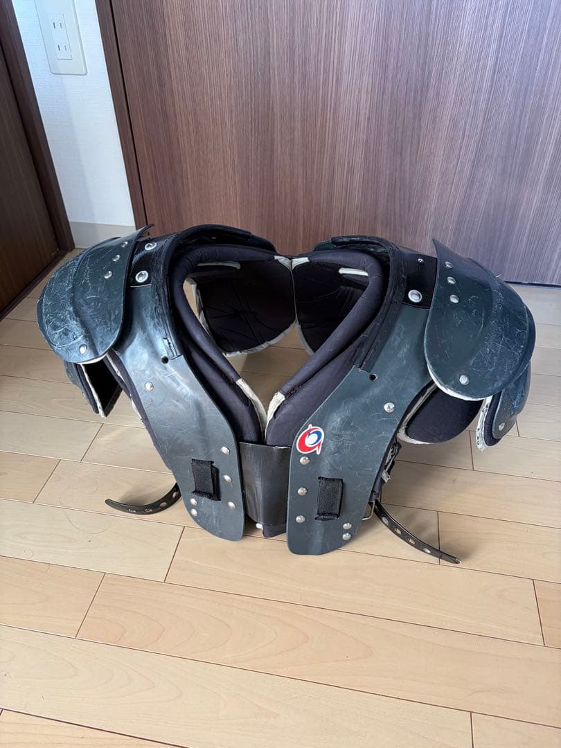 Douglas アメリカンフットボール ショルダーパッド　L