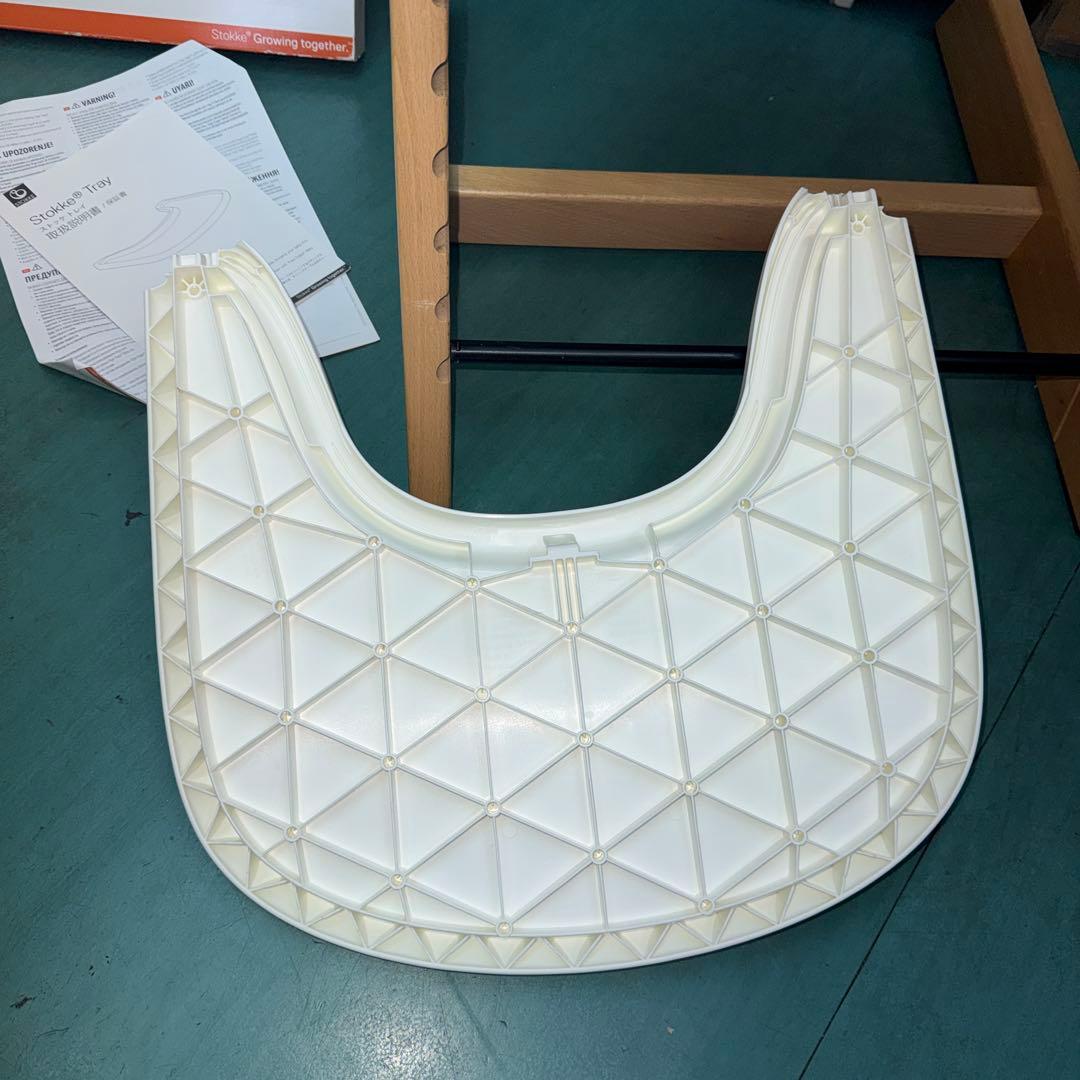 ストッケ　トリップトラップ　ベビーシート付き　トレイ付き