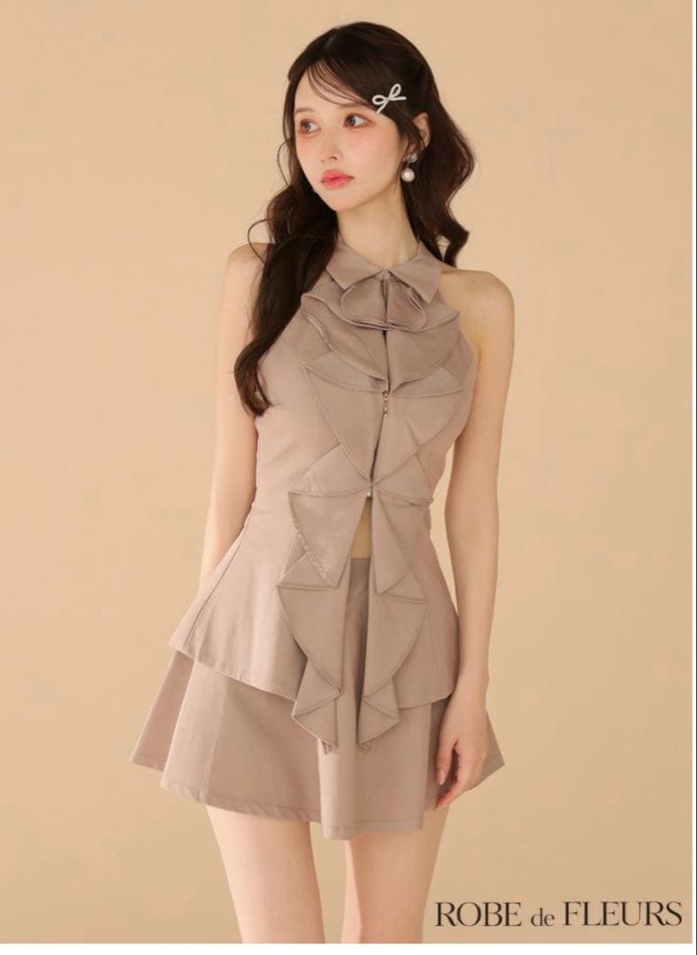 ゆ*☆様 2月入荷商品ROBE de FLEURS ベージュノースリーブドレス